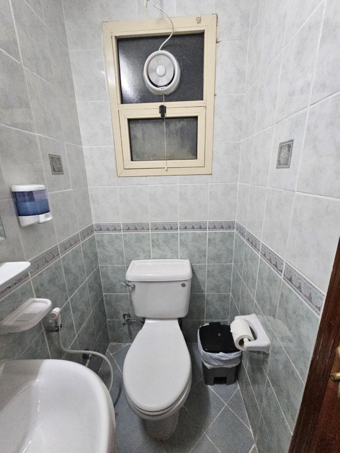 Oasis Hostel Abou Dabi Extérieur photo